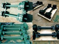 一种瓦座式稀油激振器